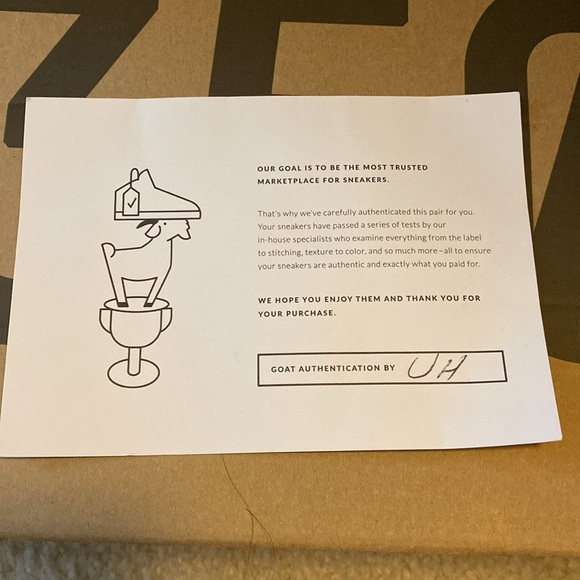 YEEZY BOOST 350 V2 Zebra Women’s 7.5 - Picture 7 of 7